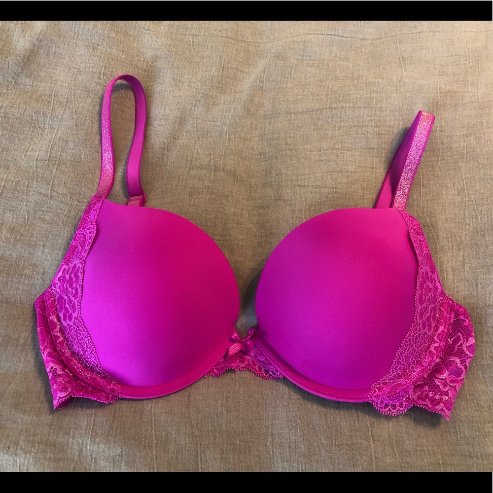 Victoria’s Secret Dream Angels Lace Push-Up Bra